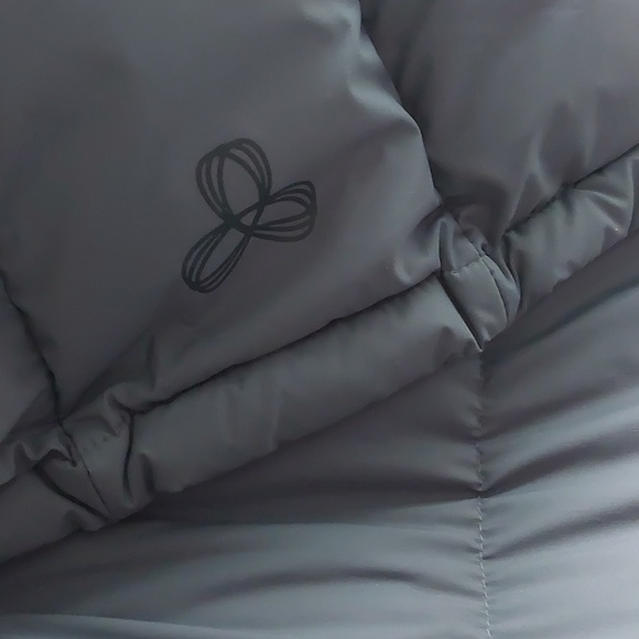 ARITZIA TNA SUPER PUFF LONG VEST - Picture 11 of 14